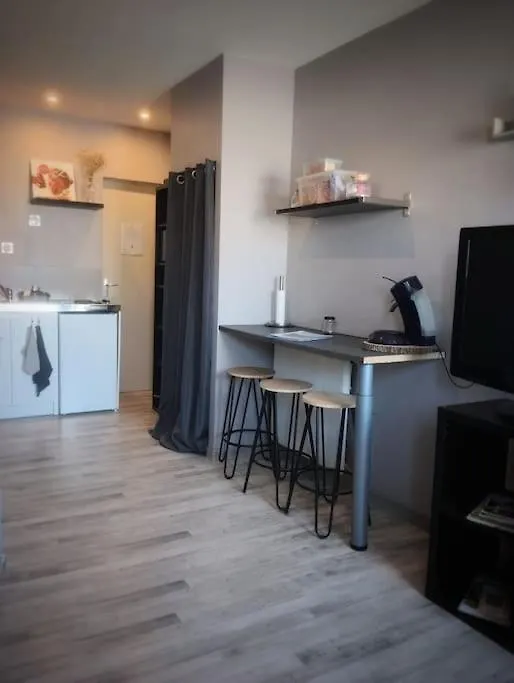 Apartment Chambre & Sdb Privee Avec Piscine En Bord De Via Rhona Sarras